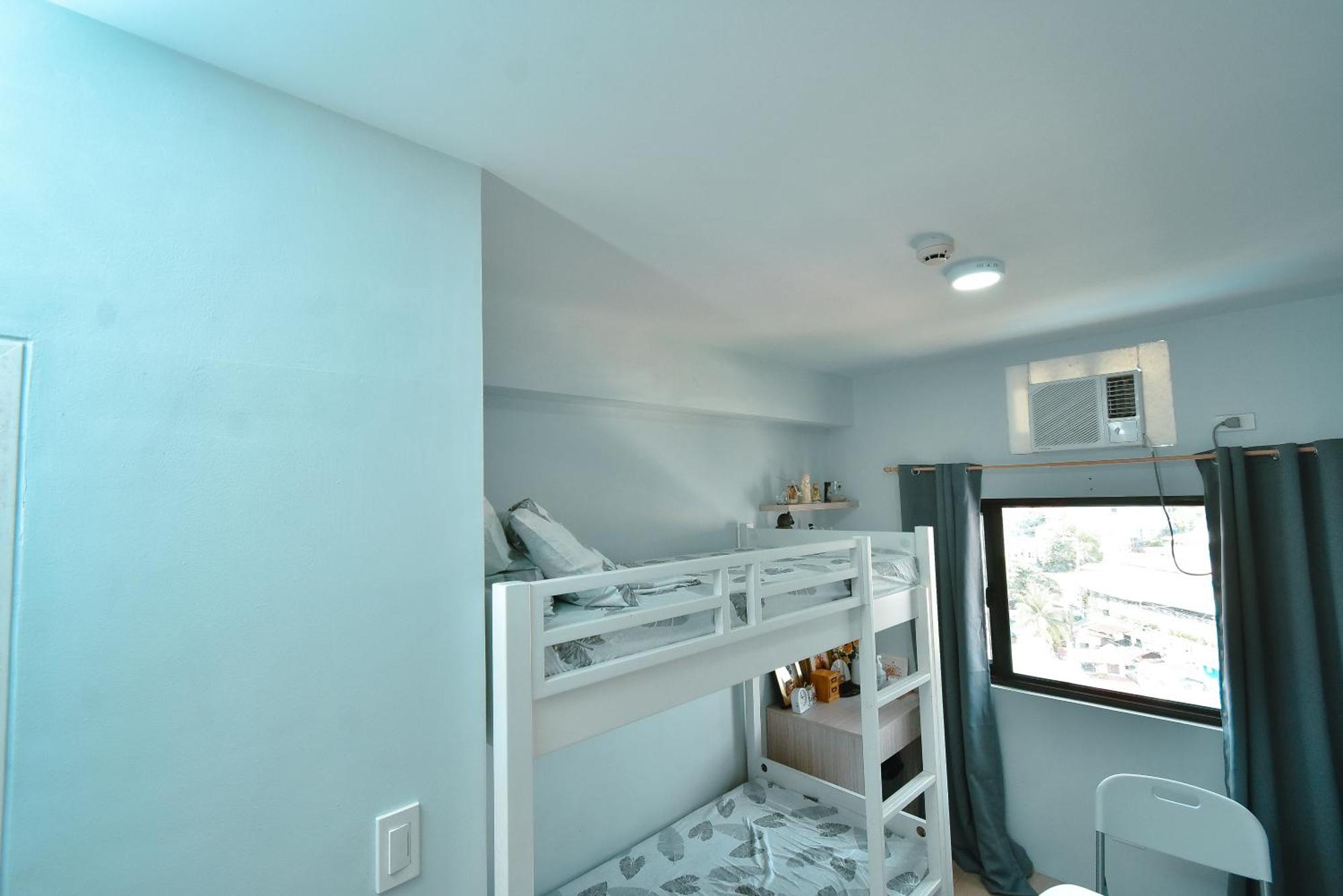 Cozy Unit With Free Pool, Netflix & Wifi In Alabang Crq3 Aparthotel Muntinlupa City Exterior photo