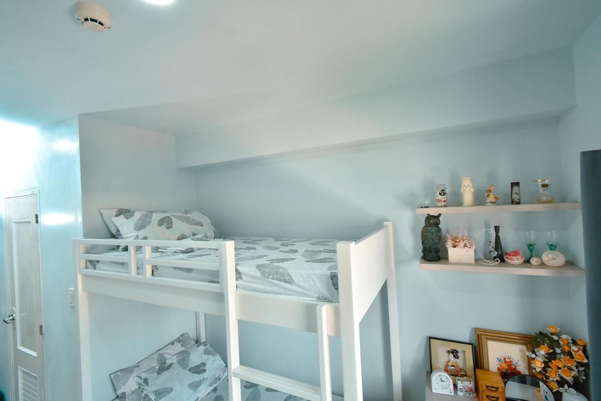 Cozy Unit With Free Pool, Netflix & Wifi In Alabang Crq3 Aparthotel Muntinlupa City Exterior photo